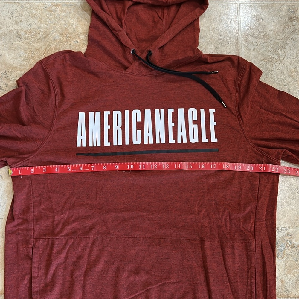 American Eagle Outfitters Men's Burgundy Hoodie - Picture 4 of 7